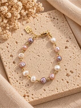 Pastel Pearl & Gold Bead Bracelet